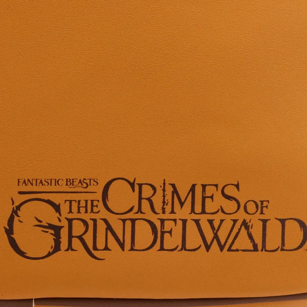 Loungefly Fantastic‎ Beasts: The Crimes of Grindenwald Zouwou Light Up Backpack